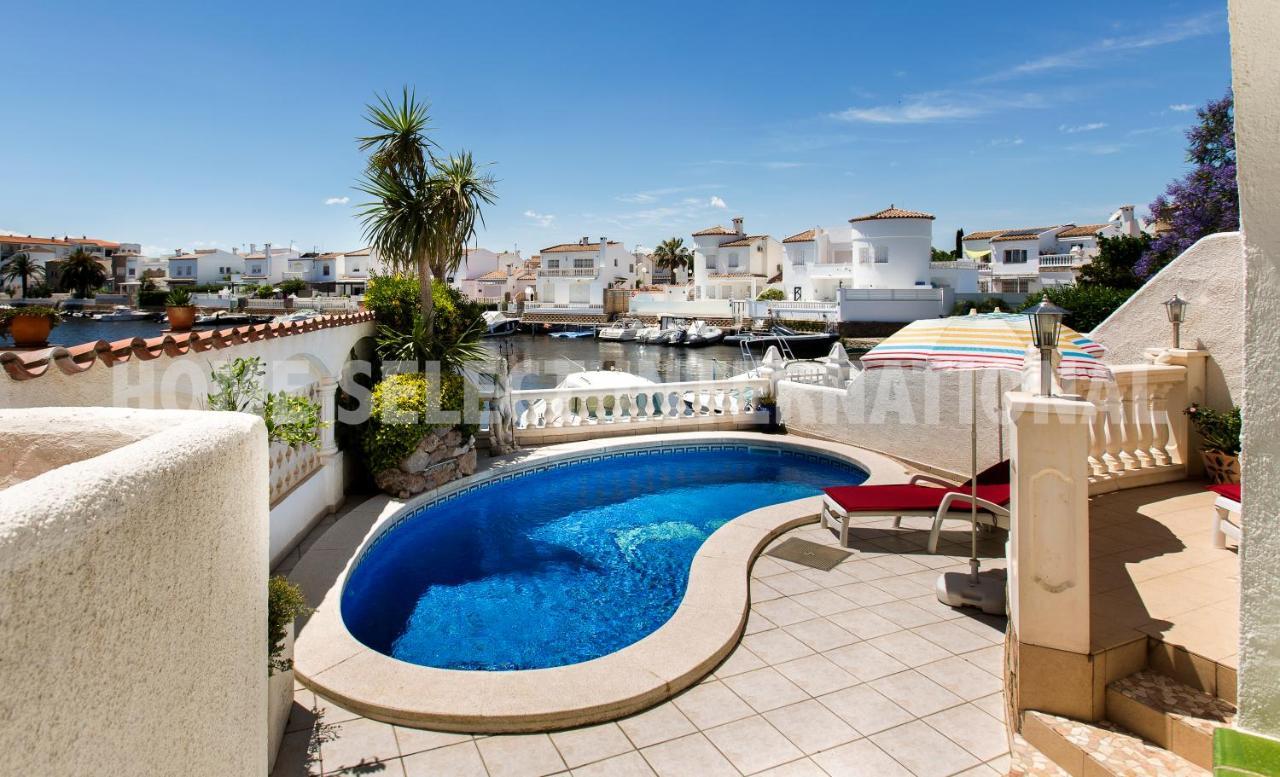 2009 Casa San Maurici Con Piscina By Homeselectspain Empuriabrava Room photo